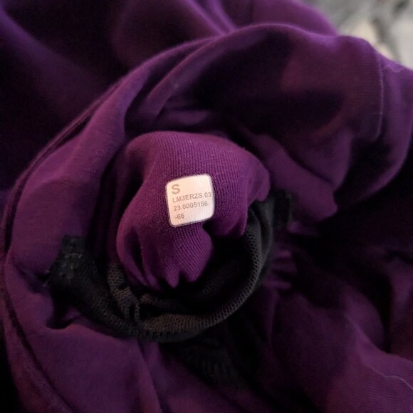 Steady State Pullover Hoodie Dramatic Magenta - Picture 3 of 3